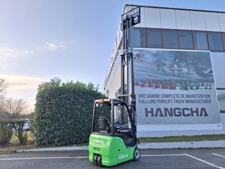 Carretilla contrapesada de 3 ruedas Hangcha XC3-18i (CPDS18-XCC2G-SI)