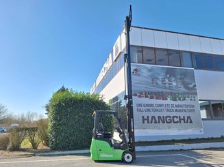 Carretilla contrapesada de 3 ruedas Hangcha XC3-20i (CPDS20-XCC2G-SI)