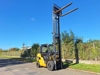Carretilla contrapesada de 4 ruedas Caterpillar DP40 NT - 7