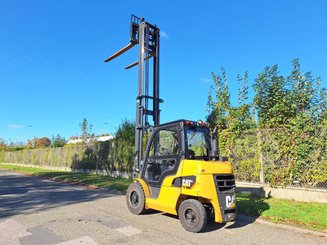 Carretilla contrapesada de 4 ruedas Caterpillar DP40 NT - 10