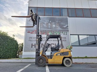 Carretilla contrapesada de 4 ruedas Caterpillar GP30N - 2
