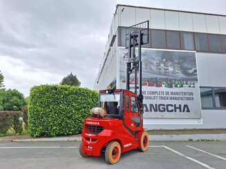 Carretilla contrapesada de 4 ruedas Hangcha XF50G-2 (CPYD50-X2XH11BN)