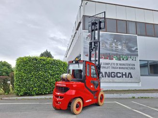 Carretilla contrapesada de 4 ruedas Hangcha XF55G-2