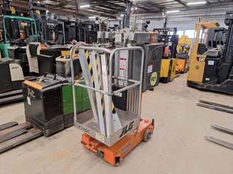 Plataforma de mástil JLG P21DC - 1