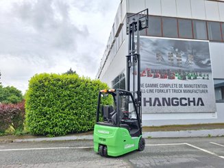 Carretilla contrapesada de 3 ruedas Hangcha  XC3-18i (CPDS18-XCY2G-SI) 