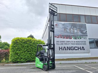 Carretilla contrapesada de 3 ruedas Hangcha  XC3-18i (CPDS18-XCY2G-SI) 