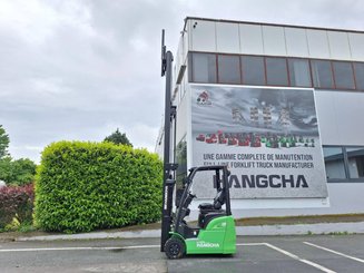 Carretilla contrapesada de 3 ruedas Hangcha  XC3-18i (CPDS18-XCY2G-SI) 