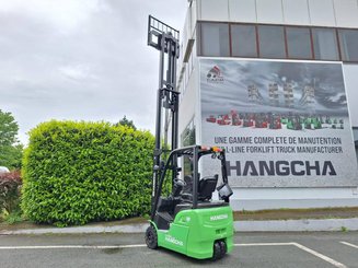 Carretilla contrapesada de 3 ruedas Hangcha  XC3-18i (CPDS18-XCY2G-SI) 