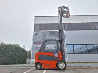 Carretilla contrapesada de 4 ruedas Carer Z70H