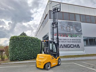 Carretilla contrapesada de 4 ruedas Hangcha XE25i (CPD25-XEY2H-SI)