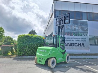 Carretilla contrapesada de 4 ruedas Hangcha XC70i (CPD70-XCY2-SI)