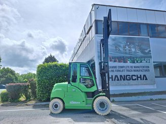 Carretilla contrapesada de 4 ruedas Hangcha XC70i (CPD70-XCY2-SI)