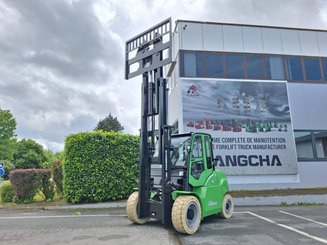 Carretilla contrapesada de 4 ruedas Hangcha XC70i (CPD70-XCY2-SI)