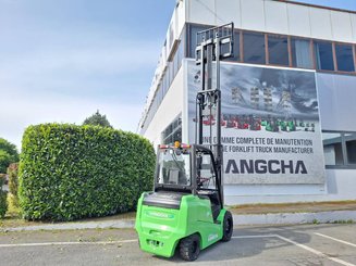Carretilla contrapesada de 4 ruedas Hangcha AE35-I