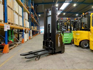 Apilador con conductor acompañante Hangcha CDD12-XT1-SiL