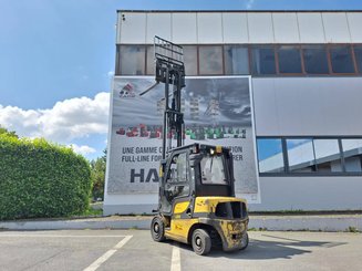 Carretilla contrapesada de 4 ruedas Yale GDP25VX