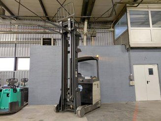 Carretilla retráctil Crown ESR 5260