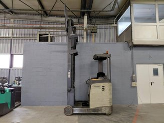 Carretilla retráctil Crown ESR 5260