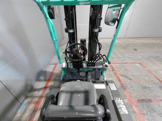 Carretilla contrapesada de 3 ruedas Mitsubishi FB20NT