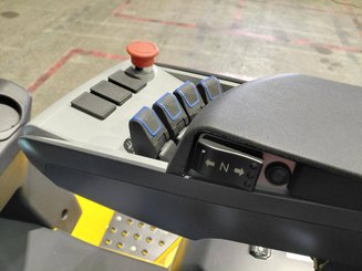 Carretilla contrapesada de 4 ruedas Hangcha XE30Hi ( CPD30-XEY2H2-SI )