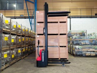 Apilador con conductor acompañante Hangcha CDD12-AMC2-L