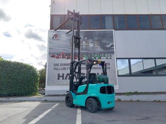 Carretilla contrapesada de 4 ruedas Hyster H3.00FT