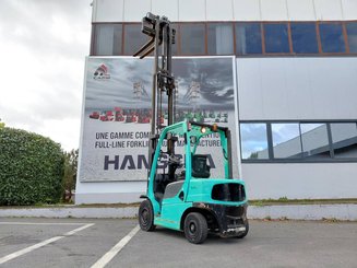 Carretilla contrapesada de 4 ruedas Yale GDP25VX