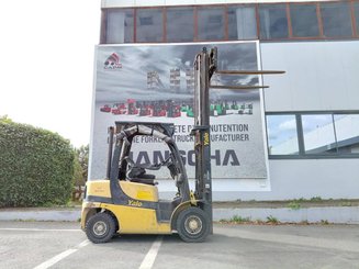 Carretilla contrapesada de 4 ruedas Yale GDP25VX