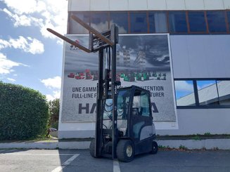Carretilla contrapesada de 4 ruedas Yale ERP30VL
