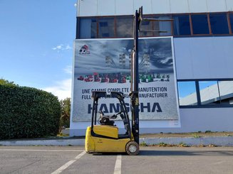 Carretilla contrapesada de 3 ruedas Yale ERP18VTL