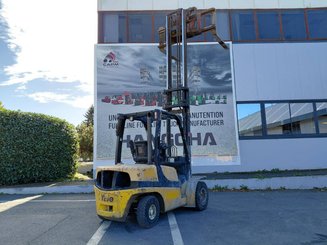 Carretilla contrapesada de 4 ruedas Yale GDP35VX
