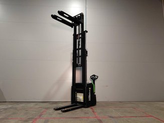 Apilador con conductor acompañante Hangcha CDD16-XT1-SIL