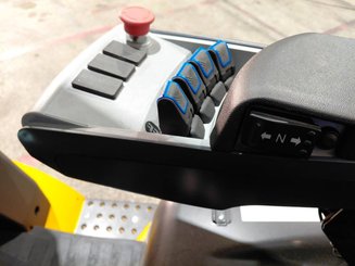 Carretilla contrapesada de 4 ruedas Hangcha XE18i (CPD18-XEY2HA-SI) 