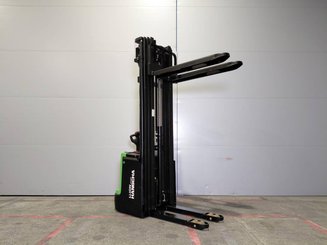 Apilador con conductor acompañante Hangcha CDD20 XT1-SI