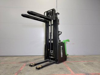 Apilador con plataforma Hangcha CDD16-XT1S-SI