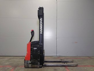 Apilador con conductor acompañante Hangcha CDD12-E