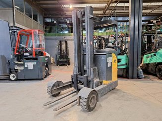 Carretilla retráctil OM XRS20AC  - 2