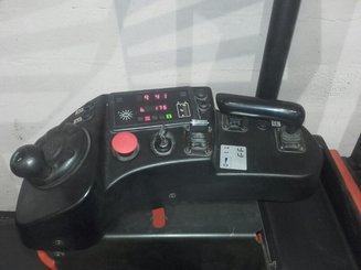 Apilador con plataforma BT SPS16 - 3