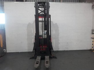 Apilador con plataforma BT SPS16 - 7