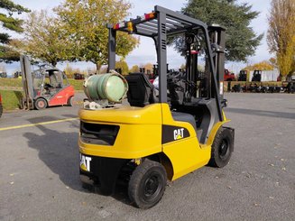 Carretilla contrapesada de 4 ruedas Caterpillar GP25N