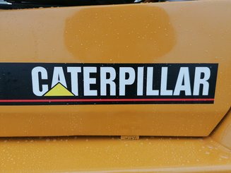 Carretilla contrapesada de 4 ruedas Caterpillar GP40K - 16