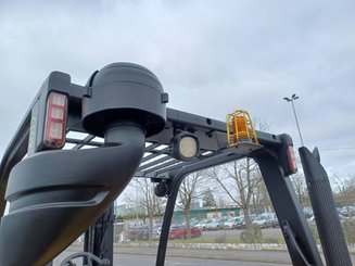 Carretilla contrapesada de 4 ruedas Yale GLP40 VX