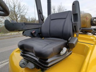 Carretilla contrapesada de 4 ruedas Yale GLP40 VX