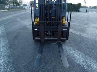 Carretilla contrapesada de 4 ruedas Yale GLP40 VX - 8