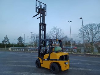 Carretilla contrapesada de 4 ruedas Yale GLP40 VX - 7