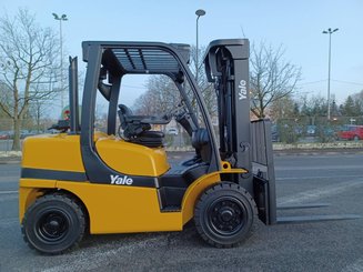 Carretilla contrapesada de 4 ruedas Yale GLP40 VX - 3