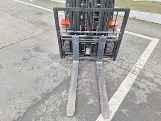 Carretilla contrapesada de 4 ruedas Hangcha XF30G - 12