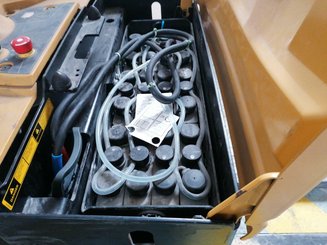 Transpaleta con conductor acompañante Caterpillar NPP20N2R - 9