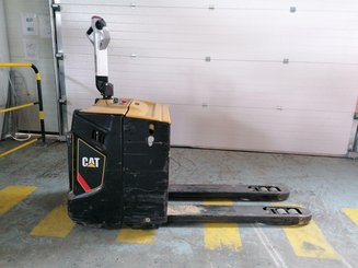 Transpaleta con conductor acompañante Caterpillar NPP20N2R - 5