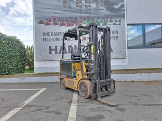 Carretilla contrapesada de 4 ruedas Caterpillar EC25N